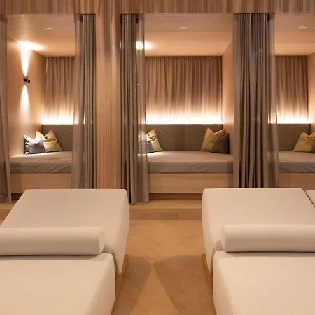 Hotel Pehab - Rooftop-Spa-2