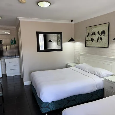 Country Leisure Motor Inn-2