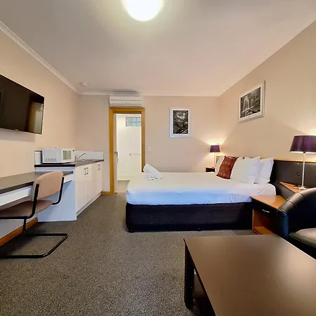 Commodore Regent Launceston-2