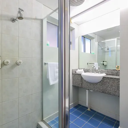 Cullen Bay Resorts-3