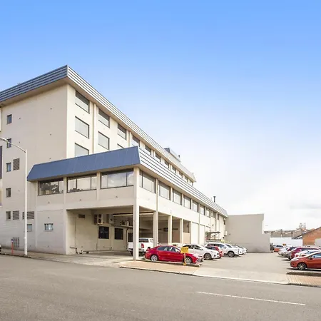 Burnie Central Townhouse Hotel-3