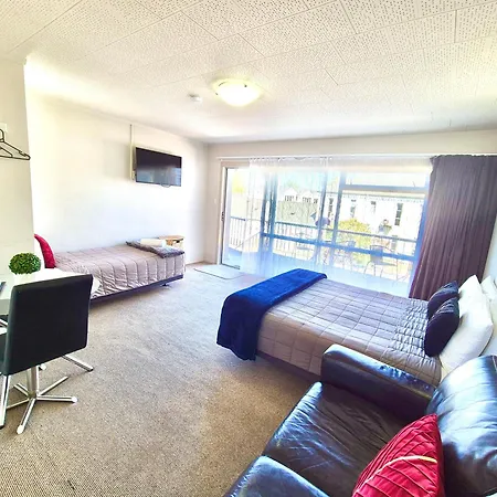 Absolute Lake View Motel-2