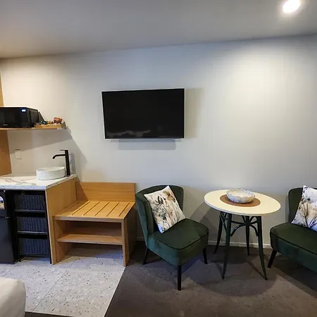 Alpine Lodge Motel-3
