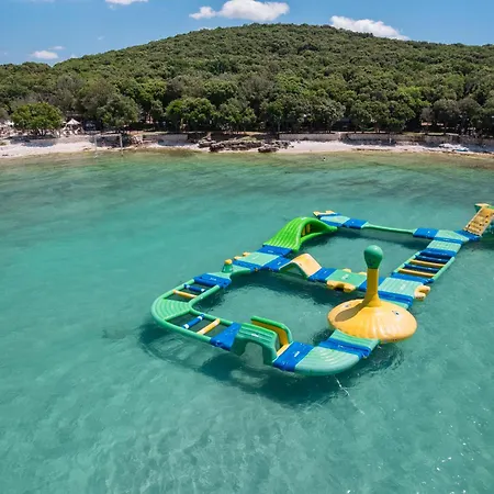 Camping Homes Mon Perin-2