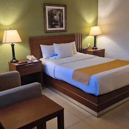 Quality Inn Ciudad Obregon-3