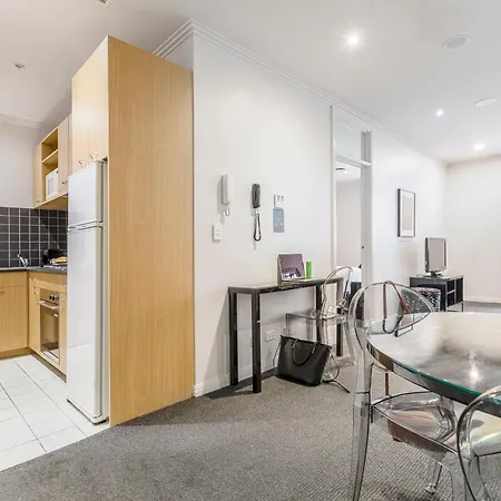 Punthill Apartment Hotel - Flinders Lane-3