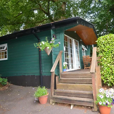 Robin Hill House Heritage B&B-3