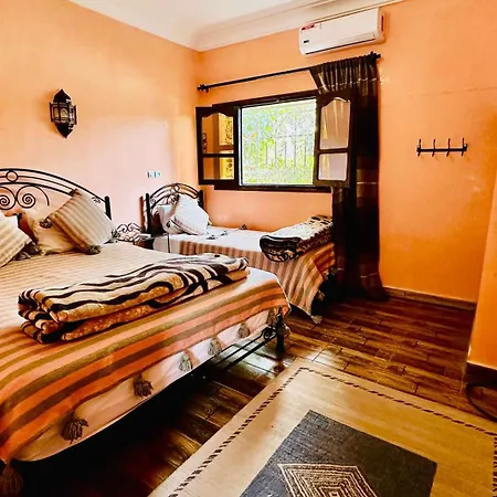 Chez Ali Zagora Authentic Hotel Restaurant And Desert Excursions-2