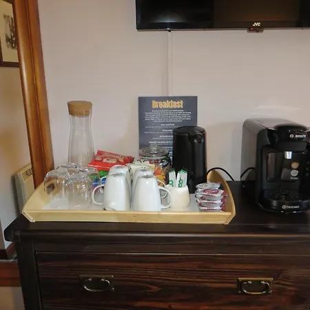 Eriskay Guest House And Aviemore Glamping-2