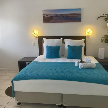 Gecko Lodge Kalbarri-3