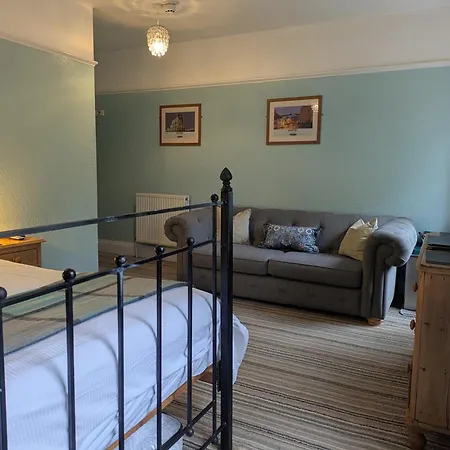 Broomfield House-2