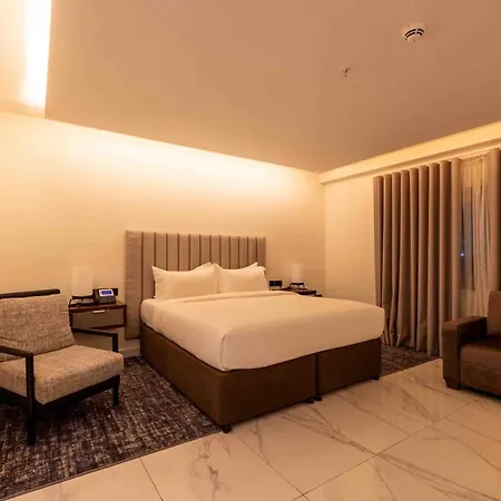 Palms By Eagles Airport City-2