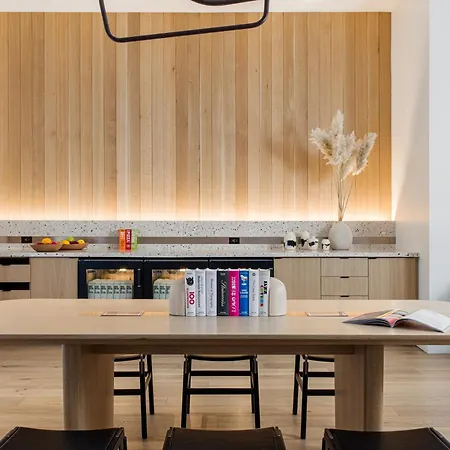 Mint House 70 Pine By Kasa-2