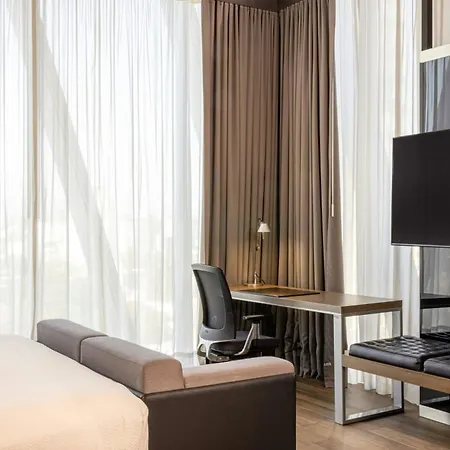 AC Hotel by Marriott Guadalajara Mexico-3