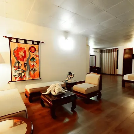 Hikkaduwa Beach Hotel - Special Summer Rates 1 May - 31 Oct 2026!-2