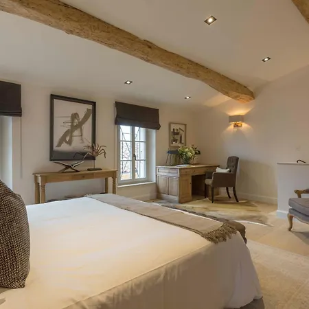 Mougins Luxury Retreats-2