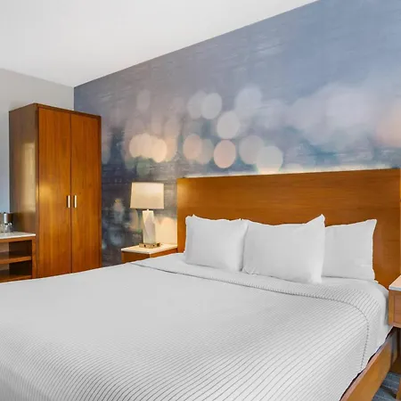 Cambria Hotel Lax-2