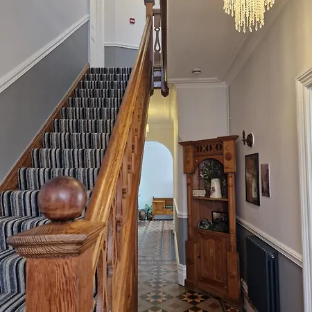 Rivendell Guest House-2