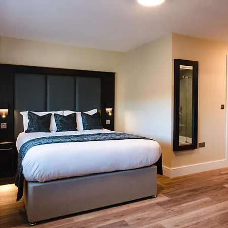 Crown Lodge Hotel-2