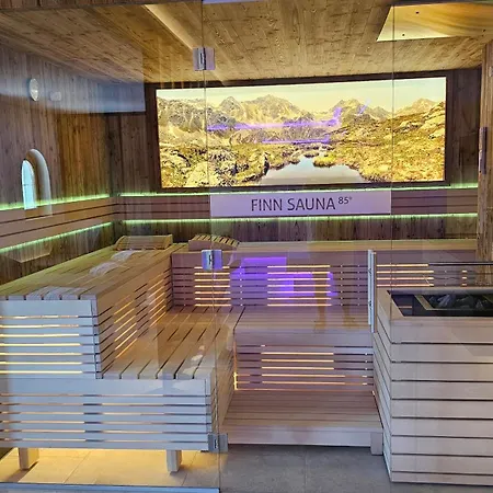 Hotel Garni Tirol-2