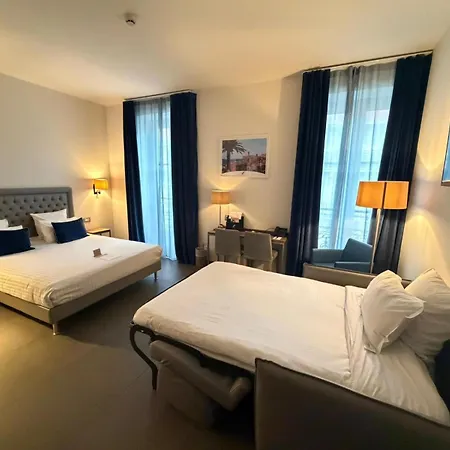 Hotel Nice Azur Riviera-3