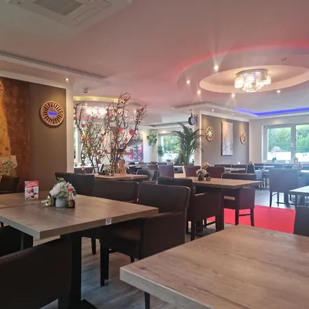 Silonce Hotels & Restaurant-2