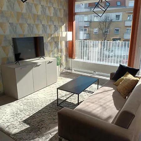 Parizs Garden Apartments-3