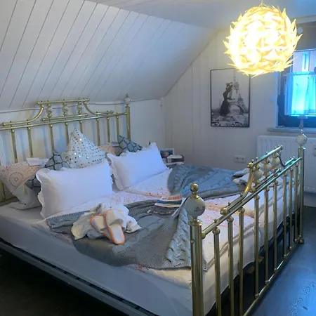 Casa Wellness am Wald 140 qm Bed&Breakfast&Wellness-3
