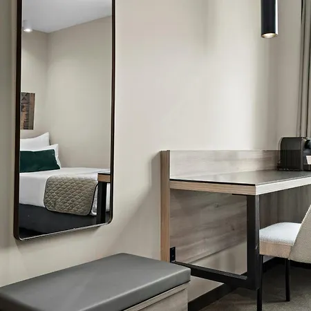 Leonardo Hotel Vienna City West-3