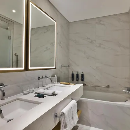 Hilton Garden Inn Dubai Business Bay-2