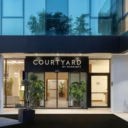Courtyard By Marriott Milano Linate-3