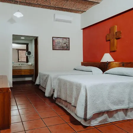 Hotel Mesón de los Cristeros-2