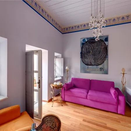 Villa Selena - 1830S Art-House Suites In Vaporia, 50M From Asteria Beach-3
