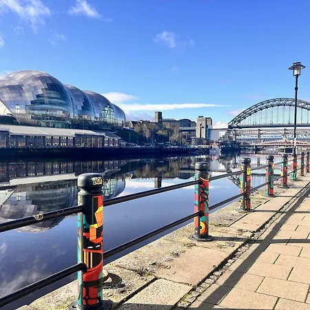 Hilton Newcastle Tyne Bridge-2