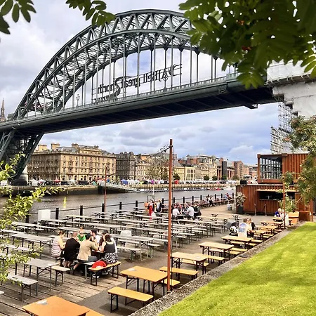 Hilton Newcastle Tyne Bridge-3