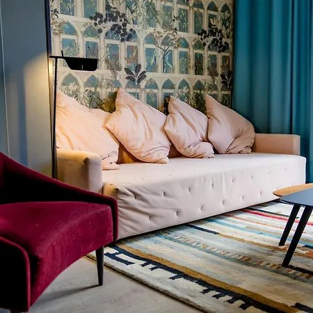 Motel One Madrid-Plaza De Espana-2