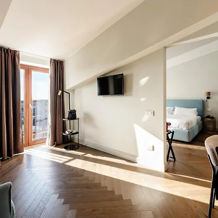 Hotel Carlton-2