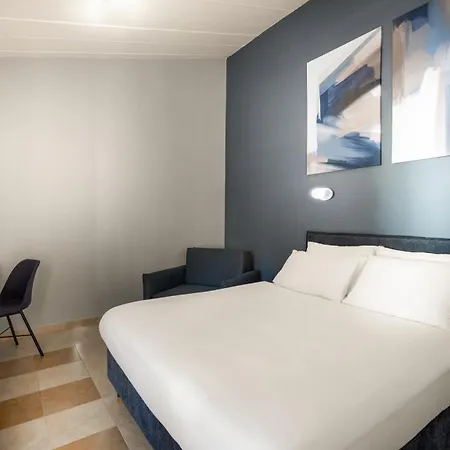 Maistra Select Amarin Resort-3