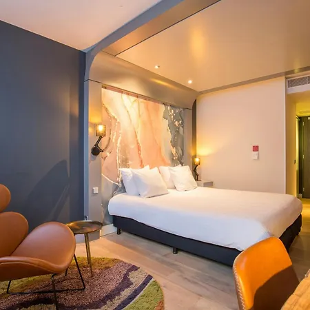 Leonardo Hotel Almere City Center-3
