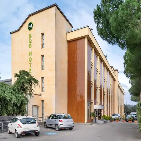 B&B HOTEL Calenzano First-2