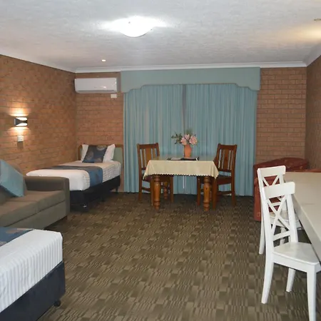 James Street Motor Inn-2