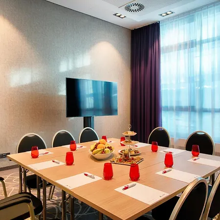 Leonardo Hotel Wolfsburg City Center-3