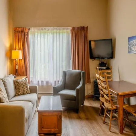Cahilty Lodge-2