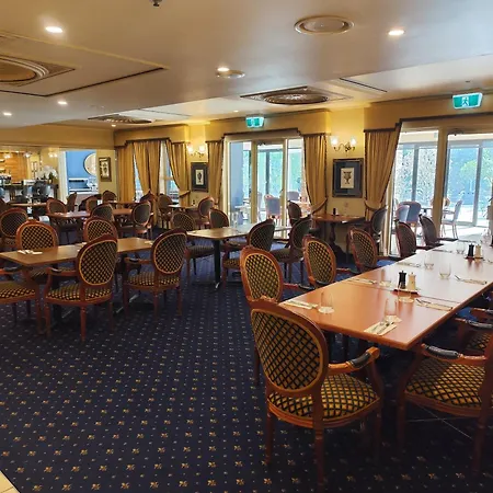 Canterbury International Hotel-3