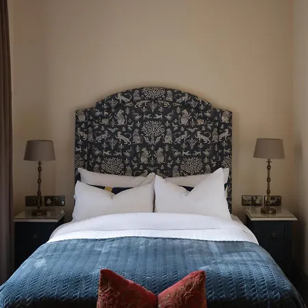 Atholl Arms Hotel-3