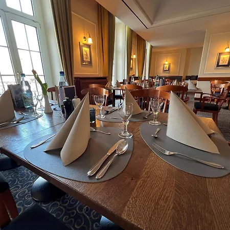 Hotel Der Lindenhof-3