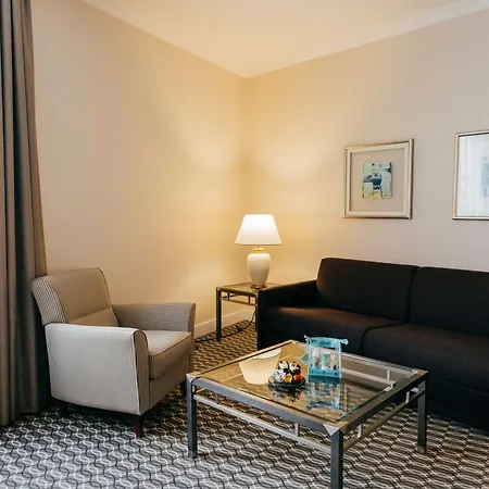 Radisson Blu Carlton Hotel, Bratislava-2