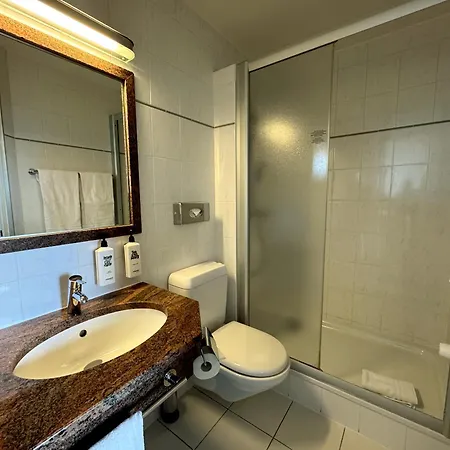 Everness Hotel & Resort-3