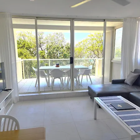 84 The Spit Holiday Apartments-2