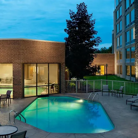 Sheraton Ann Arbor Hotel-3